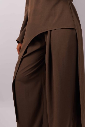 Miss Toura — wide-leg trouser detail